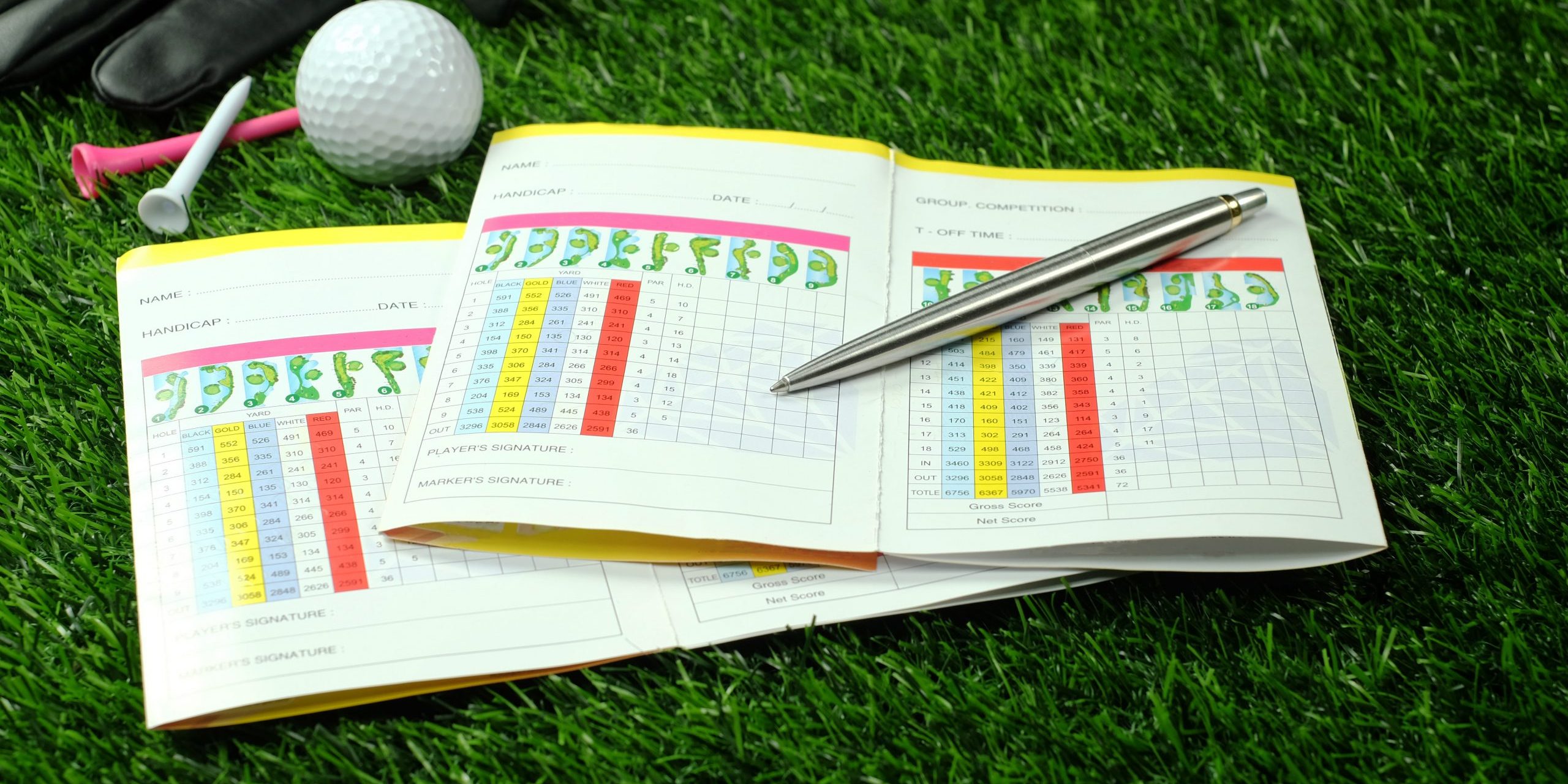 Blank,Golf,Score,Card,With,Pen